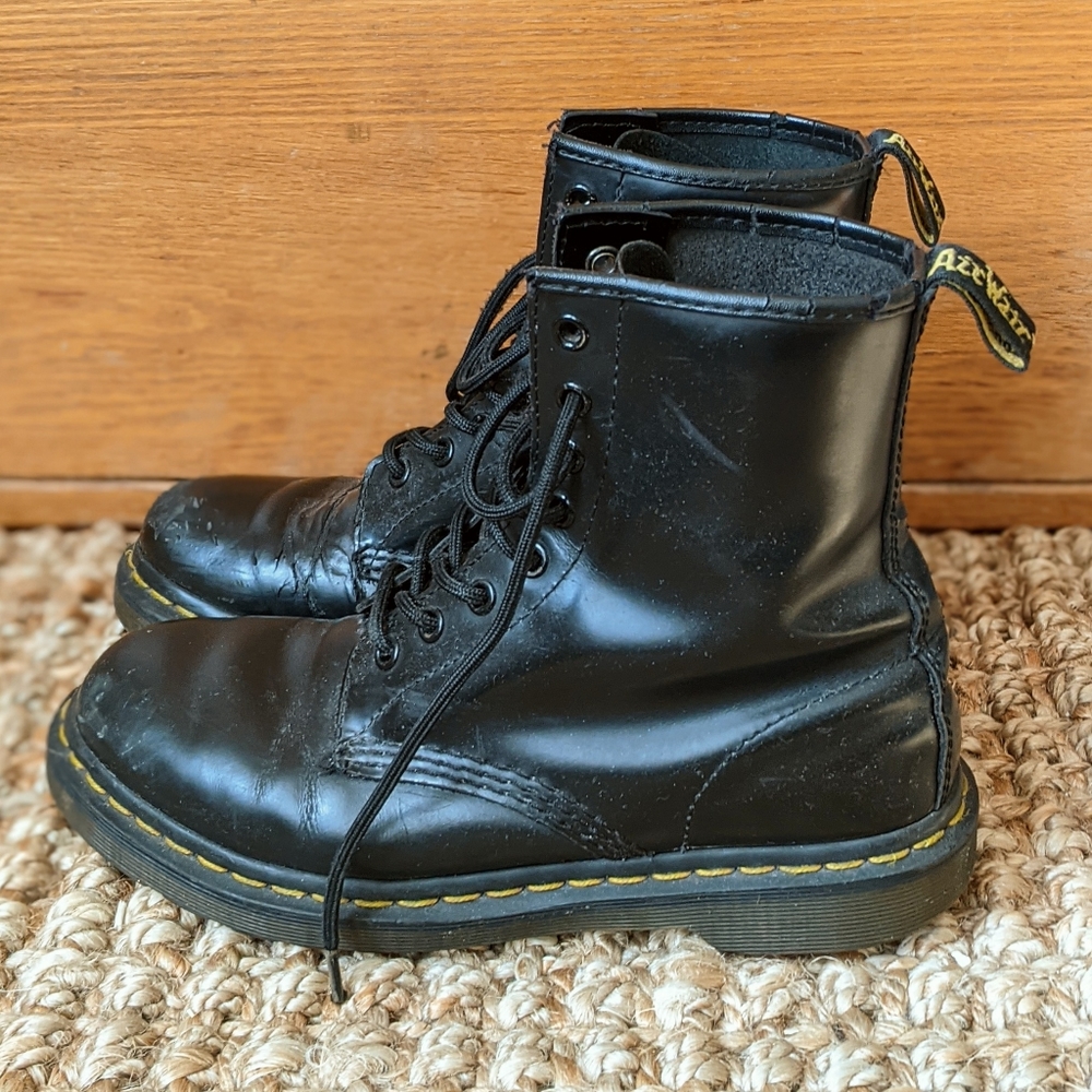 DOC MARTEN 1460 Black Lace Up Combat Boots Size 7